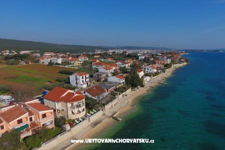 Apartmani First row to the sea foto 4