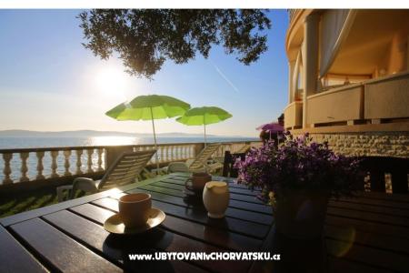 Apartmani First row to the sea foto 5