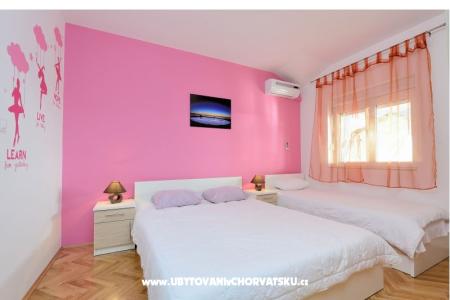 Apartmani Mareta foto 3