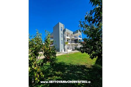 Apartmani Royal Holiday  Bibinje Hrvatska