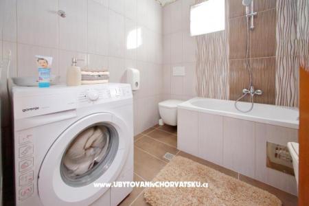 Apartmani Ana foto 3