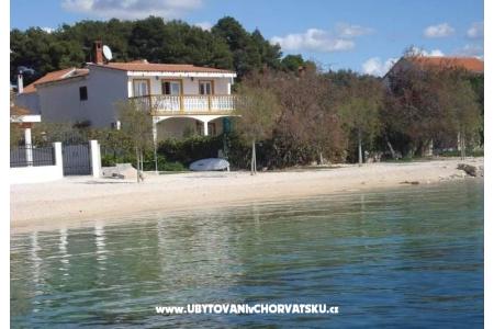 Apartmani na plaži foto 2