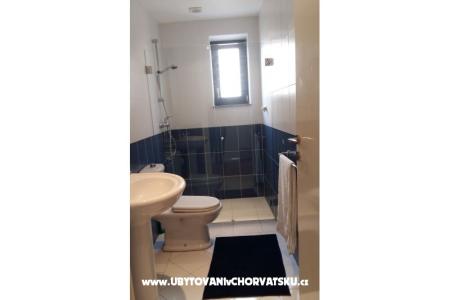 Apartmani Nives foto 4
