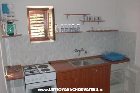 Apartmani  Luka Petrina foto 2