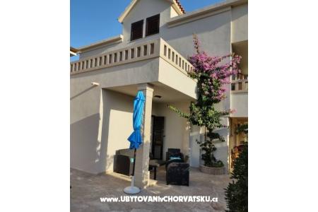 Villa Renata otok Brač Hrvatska