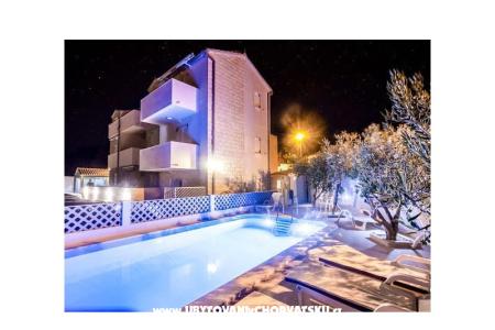 Apartmani Gospojica  otok Brač Hrvatska