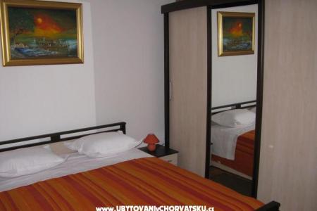 Apartmani Ksenija foto 2