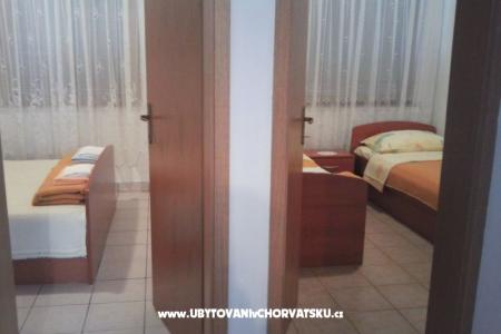 Apartmani Mariva  foto 2