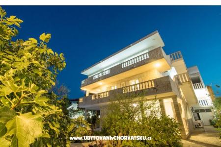 Apartmani Silva otok Brač Hrvatska