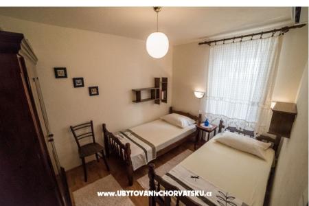 Apartmani Tonsic Sutivan foto 5