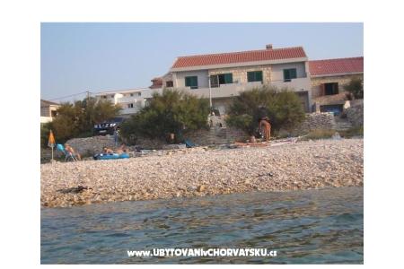 Apartmani villa Iva otok Brač Hrvatska