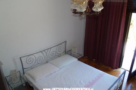 Apartmani Kate foto 3