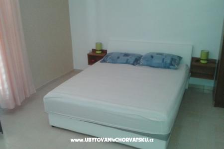 Apartmani Maina foto 3