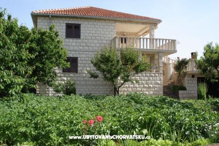 Apartmani Glavinovic otok Brač Hrvatska