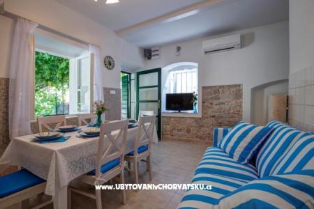 Kamena kuća Nono Ivo 4* foto 2