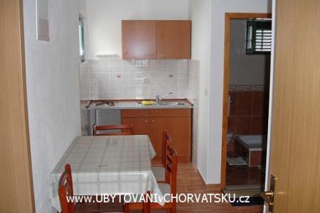 Apartmani Andrea Drvenik foto 4