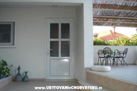 Apartmani Montovjerna foto 2