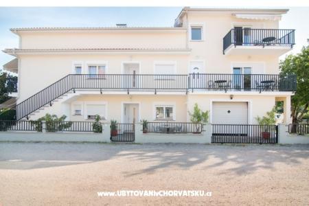 Apartmani Mihaela foto 2