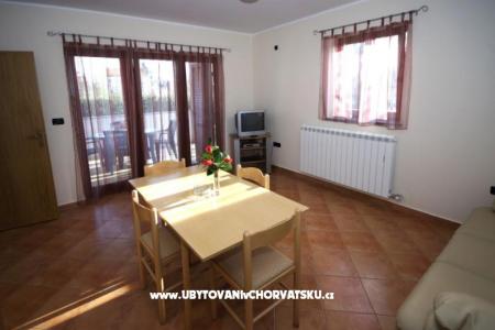 Apartmani PETRA foto 3
