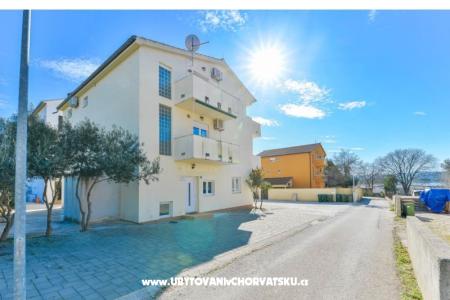 Apartmani Adria Sv. Filip i Jakov Hrvatska