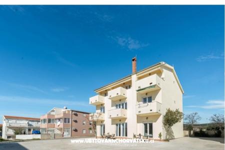 Apartmani Adria foto 2