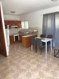 Ina’s house foto 3