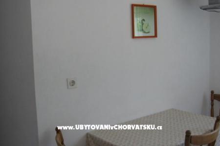 Apartmani Jelsa-Hvar foto 5
