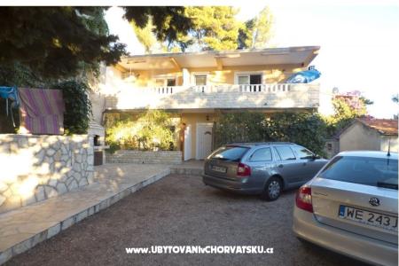 Apartmani Plaža Ivan Dolac foto 2