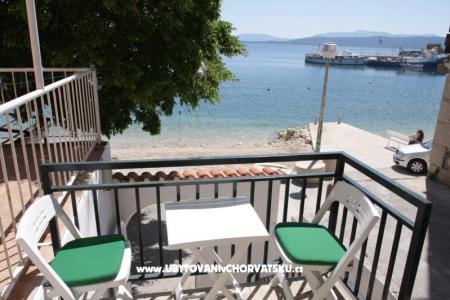 Apartman ETTA (house na plaži) foto 5