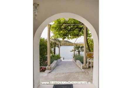 Apartmani Ruža Drace & Trstenik Hrvatska