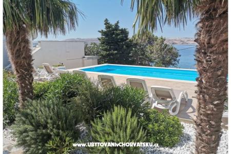 Apartmani Anita with Pool Karlobag Hrvatska