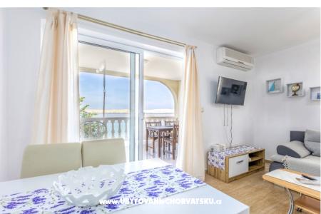 Beachfront Apartmani Laszlo foto 4