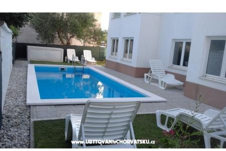 Apartmani Karadza foto 2