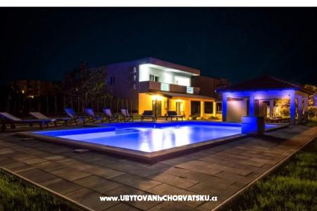 Villa Apartmani Marko Kaštela Hrvatska