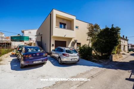 Apartmani Kastela foto 2