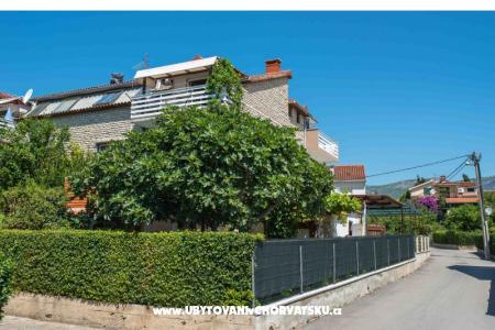 Apartmani Kastel foto 2
