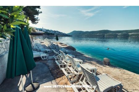 Apartmani i Sobe Villa Barbara foto 3