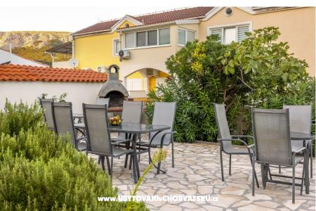 Apartmani Dupin foto 2