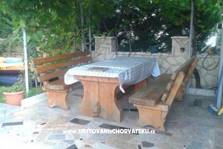 Apartmani Lucijana Baska foto 2