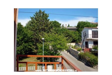 Apartmani Karla  Njivice foto 3