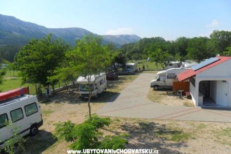 Kamp Mali - Baška foto 2