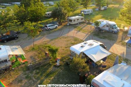 Kamp Mali - Baška foto 3