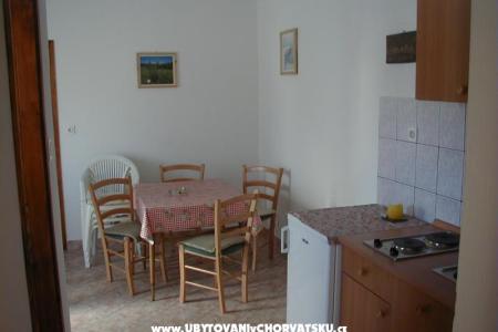 Apartmani Karabaic foto 5