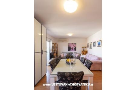 Apartmani Luny Makarska foto 2