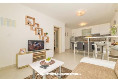 Makarska 1 foto 2