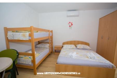 Studio Apartmani Marija foto 4