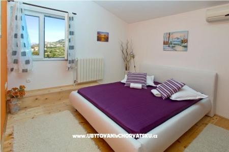 De Lux Apartmani-SWIMMING POOL foto 2