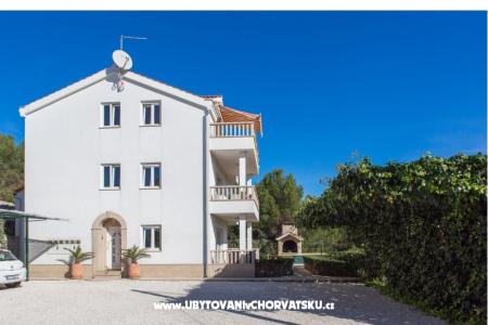 Silvije Apartman Marina - Trogir Hrvatska