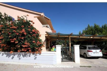 Apartmani Ivanka Marina - Trogir Hrvatska