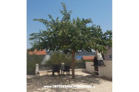 Apartmani Pralija foto 2